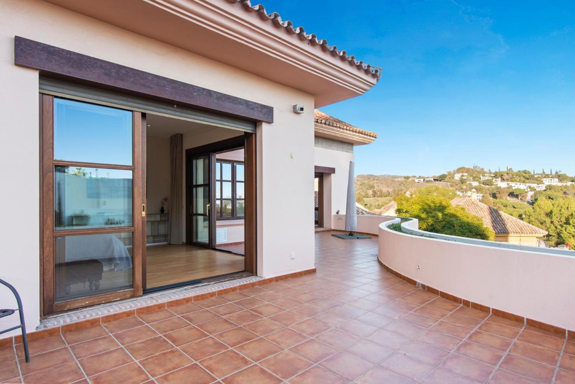 Luxury Villa Robledal By Mabiente - Views Of The Sea And The Golf Course Marbella Exterior photo